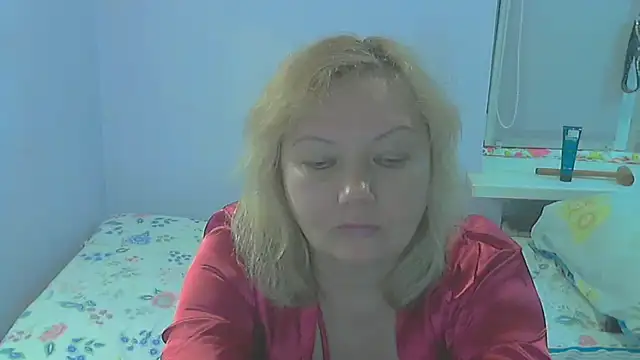 Lusi-777 Chat XXX live