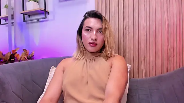 TomLondon_ Show in webcam