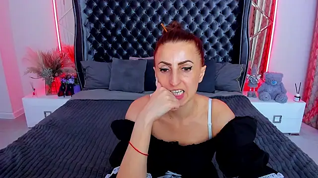 Rebecca_Diamond 라이브 XXX 채팅