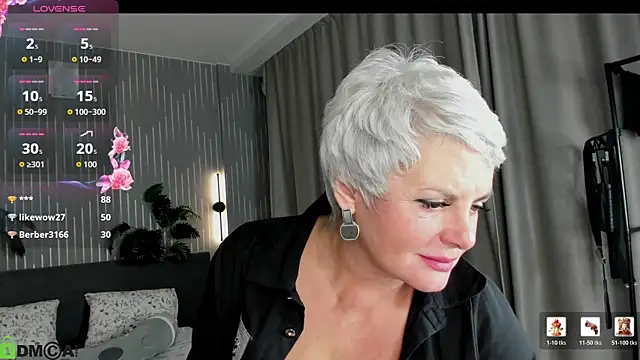 Show de Linda_Zef1r na webcam
