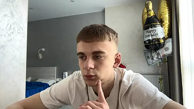 SoloFury Live XXX-Chat