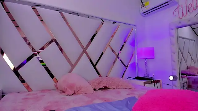 sami_milk Adlı Modelin Canlı Sohbet Odası