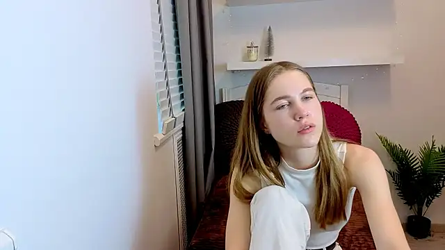 LoveXLexi Adlı Modelin Canlı XXX Sohbeti