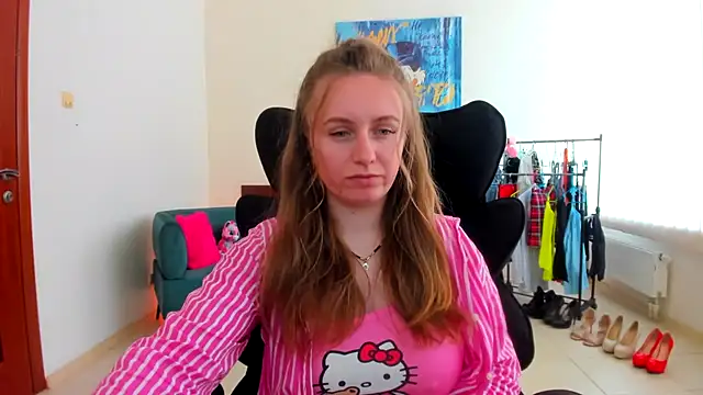 Chat XXX en directo de Marisha_Cute