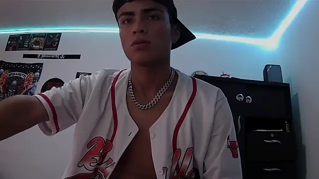Fenix_hardcock 在線直播表演