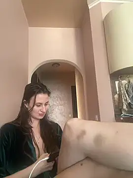 Flossy_Vettie Adlı Modelin Canlı XXX Sohbeti