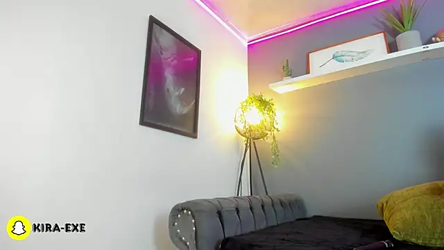 Kira_Exe_'s Live XXX Chat