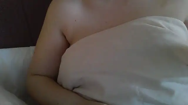 Chat +18 de CanndyDi ao vivo