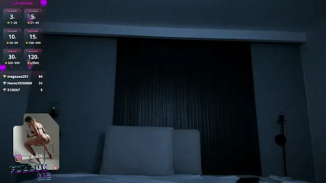 Živá chatovací místnost mia_dollce