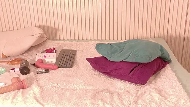 MiaJanss Live XXX-chat