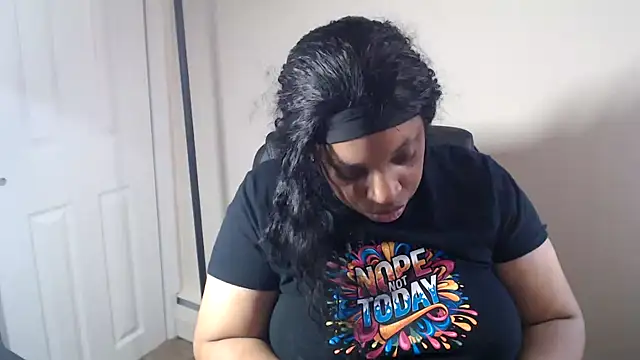 Chat XXX ao vivo de Sexymona1218