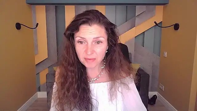 EllaLong live XXX chat