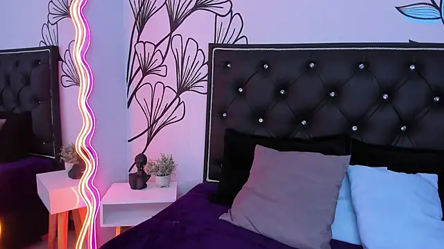Chat +18 de Sweet_Ariadna_ ao vivo