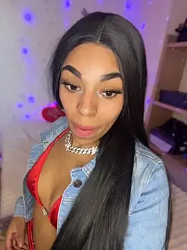 Candy-Keisha élő XXX-chatje