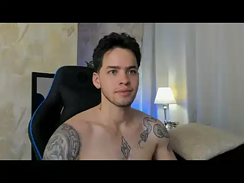 Pertunjukan Kamera Web RONNY_COLTON