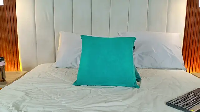 XXX chat uživo modela MeganCruzGB