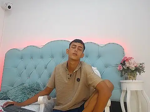 Atlas_Ferretti Webcam-Show