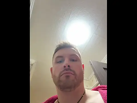 Онлайн чат XXX MartinBrandon