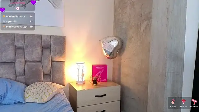 Emma_gatess 现场XXX聊天