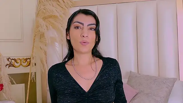 NinnaPiers' Live XXX Chat