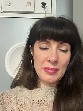 Show modela LadyLuxLover na web-kameri