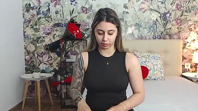 Chat XXX ao vivo de RoseDiamond06