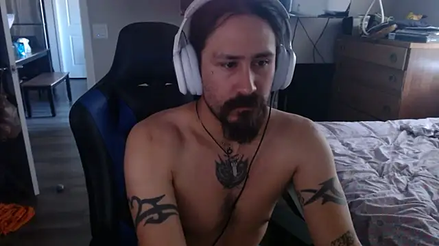 Show modela KatMan2869 na web-kameri