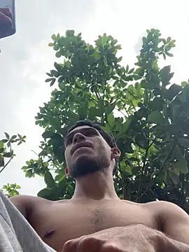 tanned_boy Obrolan Langsung XXX