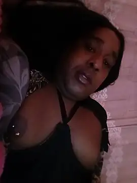Show modela Hellentrans24 na web-kameri