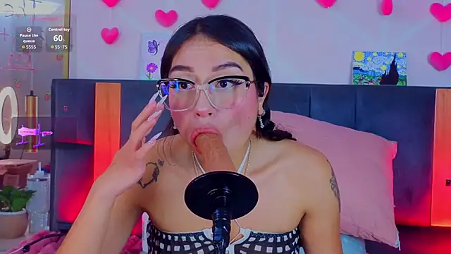 Chat XXX en directo de MadyJackson