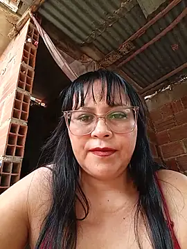 Dirty_Pregnant_Mommy Adlı Modelin Canlı XXX Sohbeti