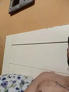 Soysincara12 webcam show