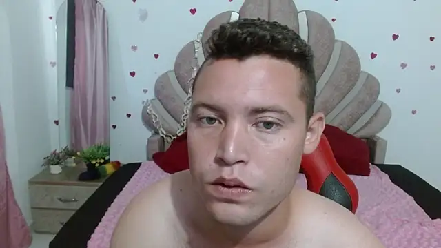 Show modela sven_fox723 na web-kameri