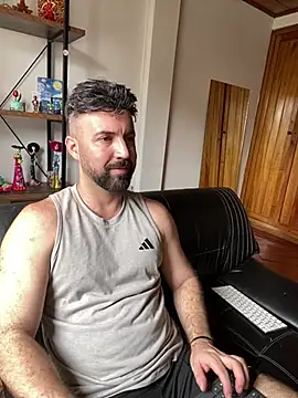 ADONIS_ART01 Chat XXX in diretta