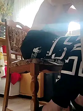XXX chat uživo modela tino66