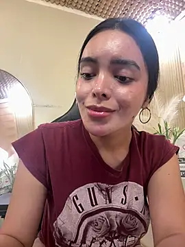 Chatroom XXX en direct de TS-SimplyTheBest