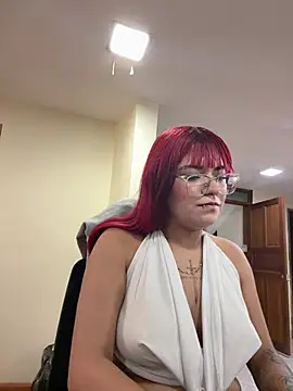 AngieRousse_ 在 線直播表演