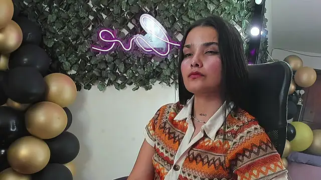 دردشة DestinyHills الجنسية المباشرة