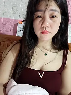 Ngocmai_lazdy's Live XXX Chat