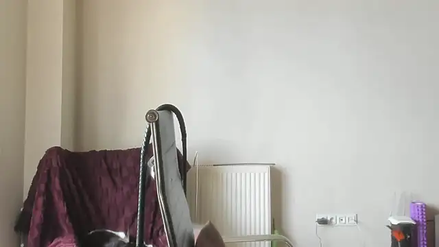 LilliLowexox's Live XXX Chat