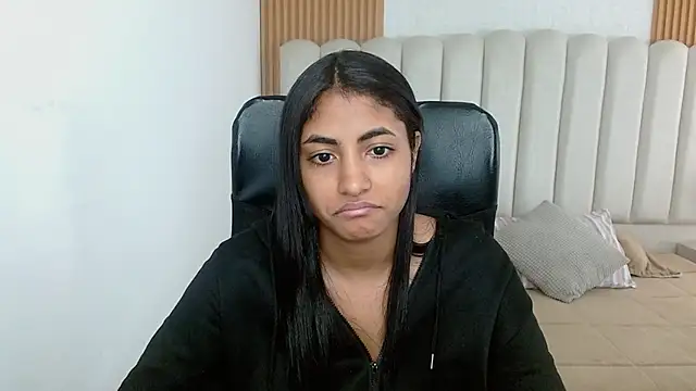 Czat XXX na żywo – shaneelle