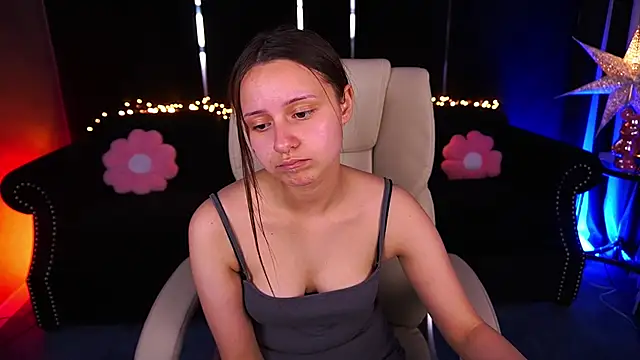 TinyNatalie's Live XXX Chat