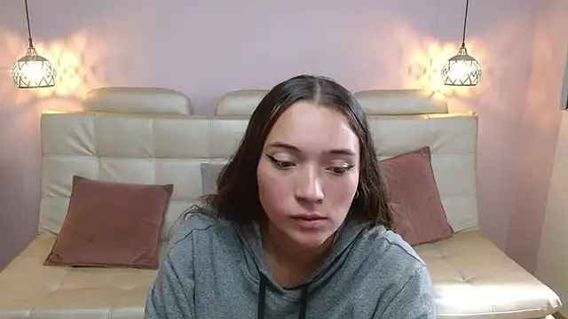 ห้องแชทสดของ Marianne_Cam