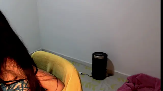 meganmiauu Adlı Modelin Canlı XXX Sohbeti