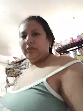 Chat +18 de SexyandnaughtyLatinos ao vivo