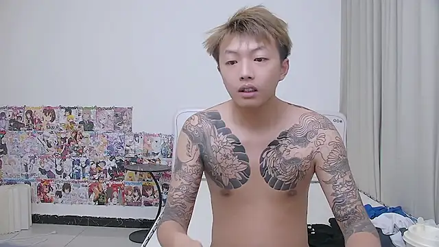 Chocolates-001's Webcam Show