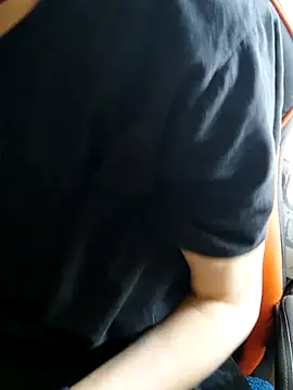 XXX chat uživo modela Aashikalaa