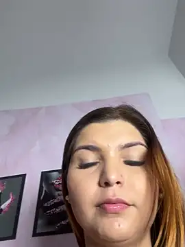 Chat +18 de melyssaa23 ao vivo