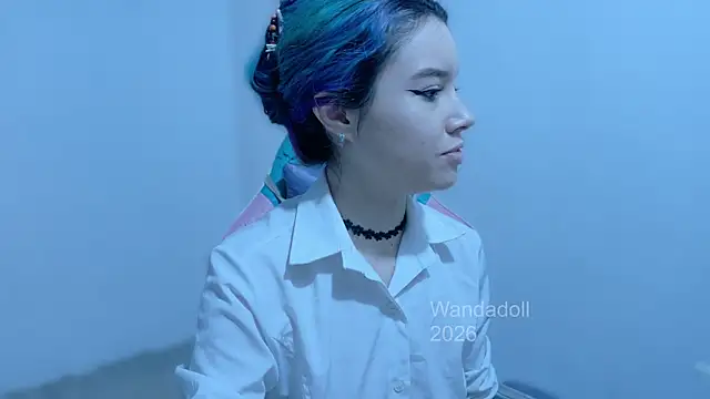 Chatroom XXX en direct de WandaDoll