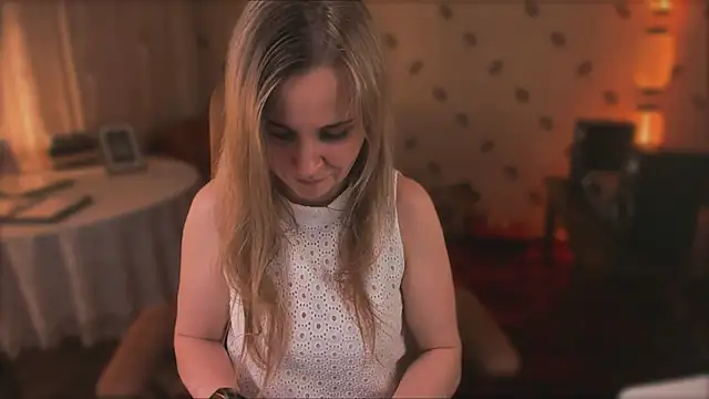 MiaSparkes Webcam Show